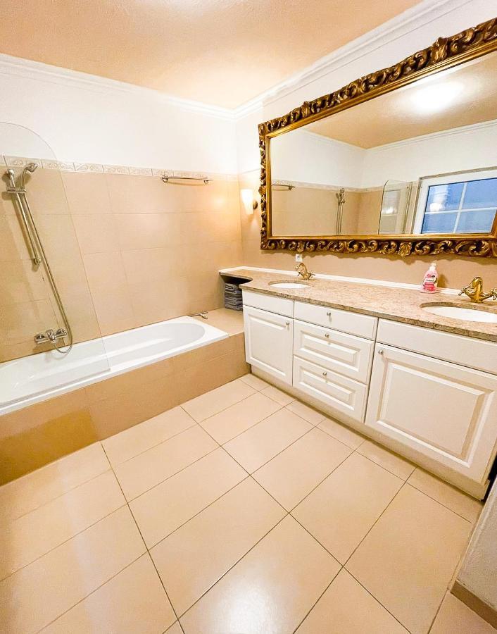 Stylische Wohnung Mit Charme Ravensburg Exterior foto